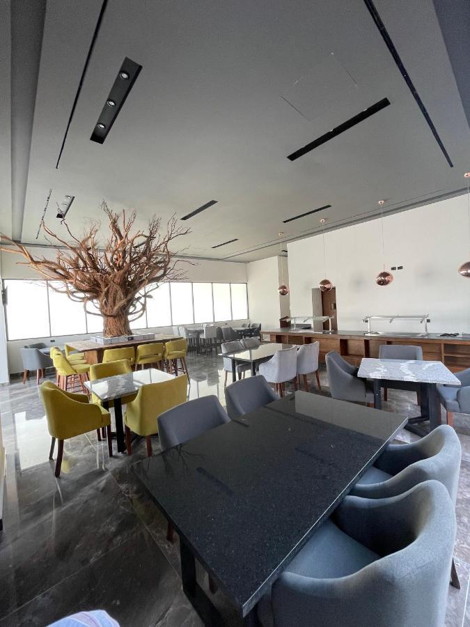 Gumont Guadalajara Lopez Mateos - Minerva Hotel Luaran gambar