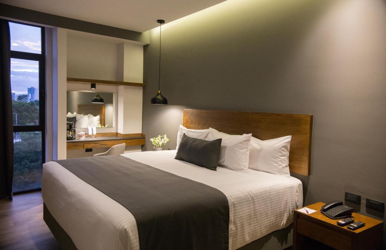 Gumont Guadalajara Lopez Mateos - Minerva Hotel Luaran gambar